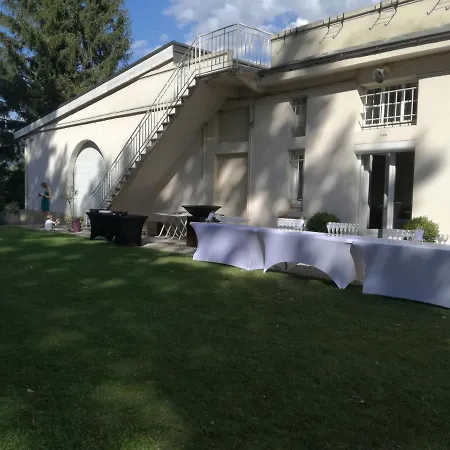 Holiday home Le Chateau D'Escart *